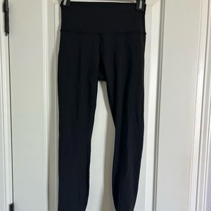 Lululemon wonder under black leggings